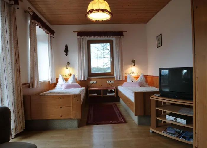 Hofbauer Alojamento de Turismo Rural Seeon-Seebruck