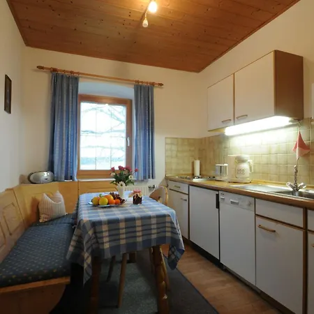 Farm stay Hofbauer Seeon-Seebruck